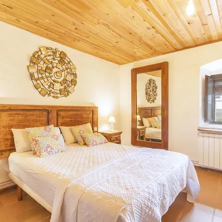 Sant Grau Ii Apartment Naves (Catalonia)